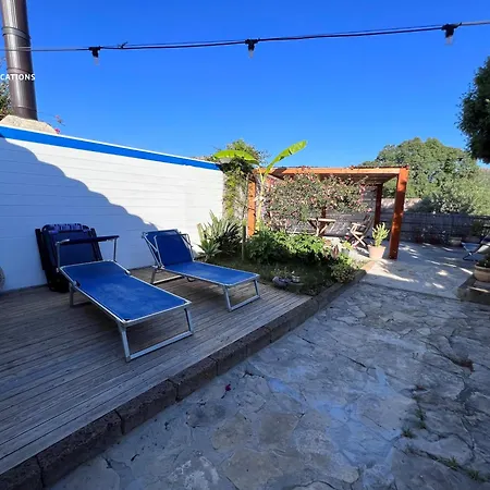 Feriehus Le Terrazze Di Solanas - Belocations