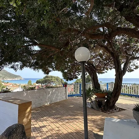 Holiday home Le Terrazze Di Solanas - Belocations